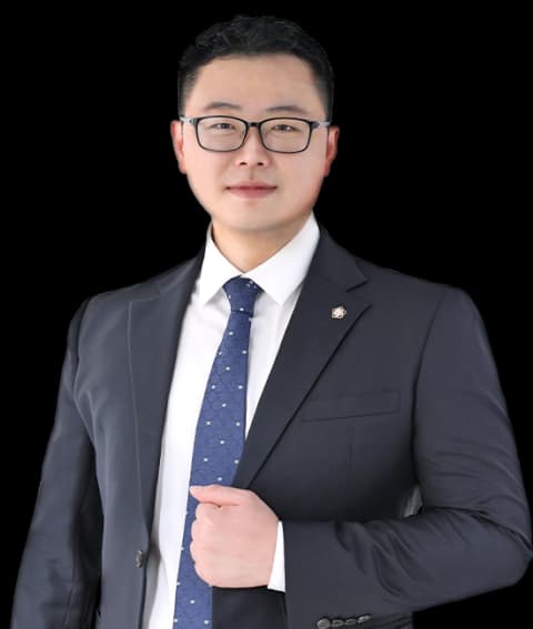 남양주공중밀집장소추행변호사 undefined
